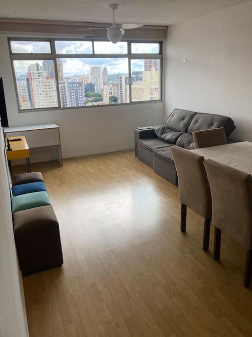 Apartamento Gigante Em Pinheiros